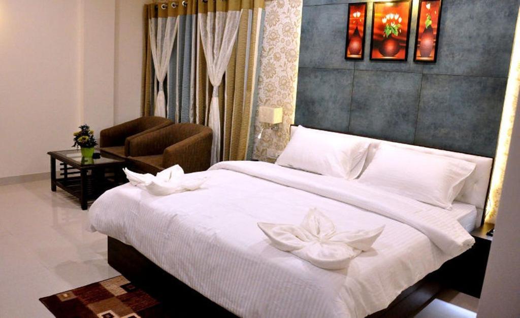 Bellevue Hotel Gwalior Exterior foto